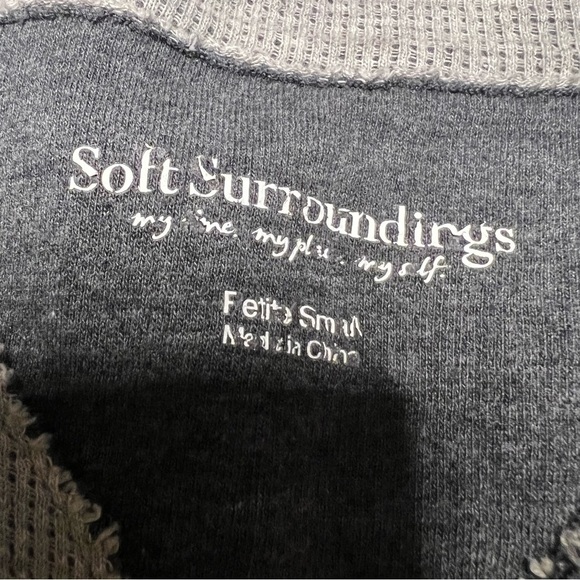 SOFT SURROUNDINGS Khaki Green Henley Tunic V-Neck with Raw Seams Size XS - Picture 7 of 8